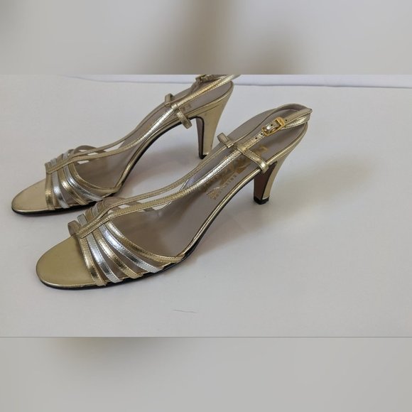 Salvatore Ferragamo Tiffany Slingback Strappy Gold Leather Sandals 8 Vintage - Picture 2 of 14